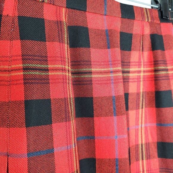 Vtg Herman Geist Midi Plaid Pleated Wool Wrap Skirt Sz 8 Red Black - Picture 2 of 6